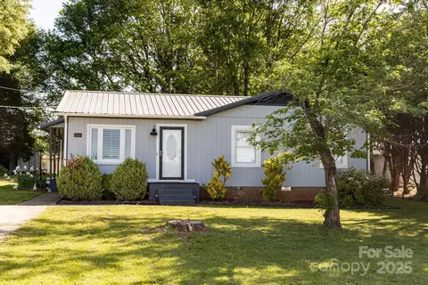 5014 Oxford School Rd, Claremont, NC 28610