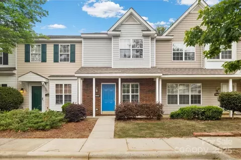 13660 Meade Glen Ct, Charlotte, NC 28273