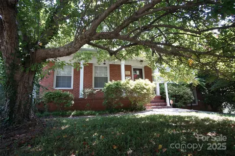 5127 Murrayhill Rd, Charlotte, NC 28210
