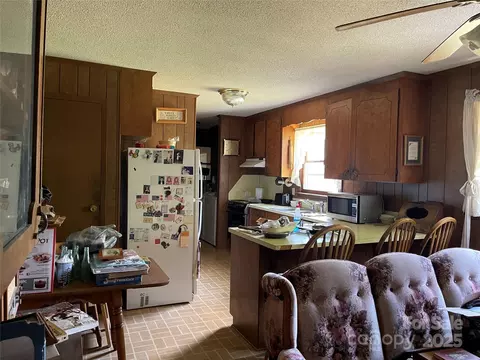 675 E Ritchie Rd, Salisbury, NC 28146 photo 7