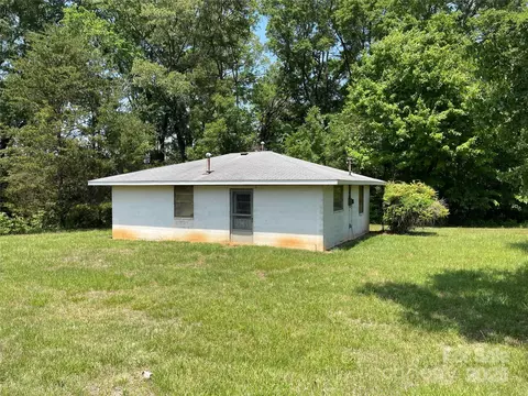 675 E Ritchie Rd, Salisbury, NC 28146 photo 6