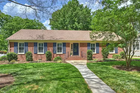 3901 Kitley Pl, Charlotte, NC 28210