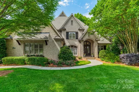 7138 Wessynton Dr, Charlotte, NC 28226
