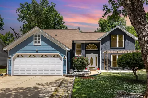 7218 Jacobs Fork Ln, Charlotte, NC 28273
