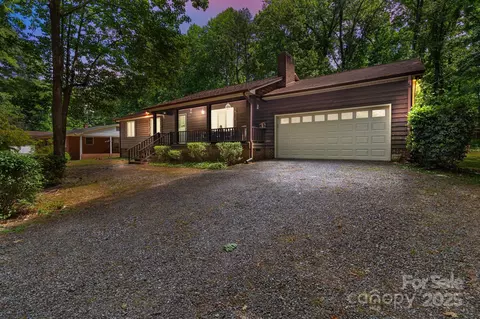 503 Overbrook Dr, Albemarle, NC 28001