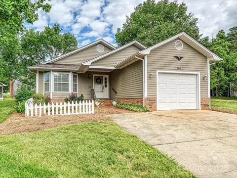 2919 Peachwood Ct, Fort Mill, SC 29715