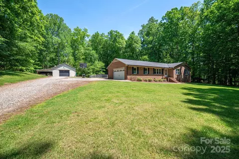 174 Buena Vale Dr, Gastonia, NC 28056