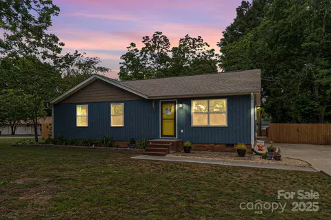 1724 Virginia St, Monroe, NC 28110