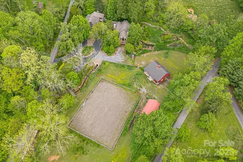 95 Carter Cove Rd, Asheville, NC 28804