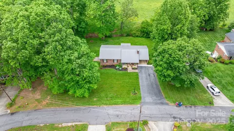 1664 Lafayette Ave, Hudson, NC 28638 photo 22