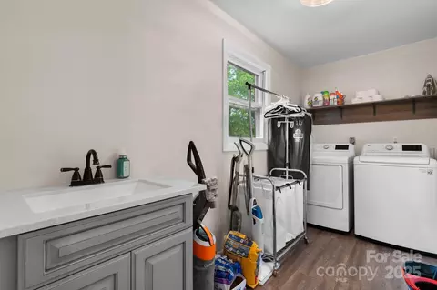 1664 Lafayette Ave, Hudson, NC 28638 photo 18