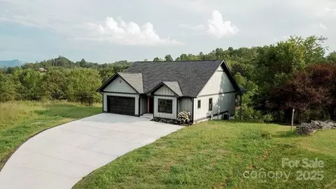 15 Woodchuck Cv, Alexander, NC 28701