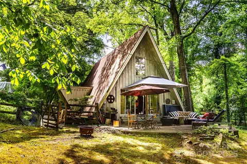 6516 Sharon Hills Rd, Charlotte, NC 28210