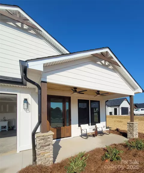 32507 Buchanan Ln, Albemarle, NC 28001