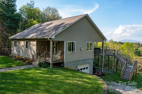 958 Alta Vista Ln, Sparta, NC 28675