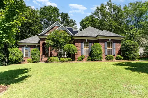 7587 Long Valley Dr, Harrisburg, NC 28075