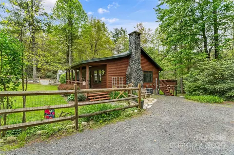 Exterior - 6562 Gingercake Rd, Newland, NC 28657 photo 4 of 18