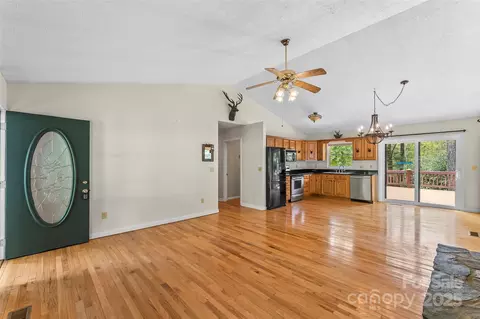 Living - 6562 Gingercake Rd, Newland, NC 28657 photo 4 of 4