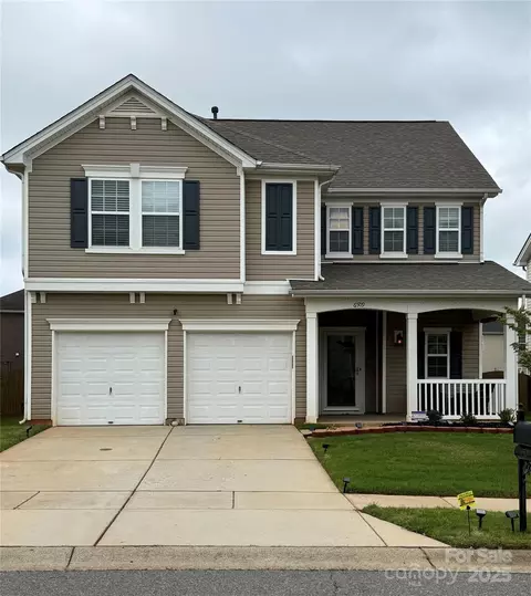6509 Ridgeview Commons Dr, Charlotte, NC 28269