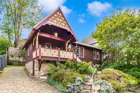 62 Elizabeth Pl, Asheville, NC 28801