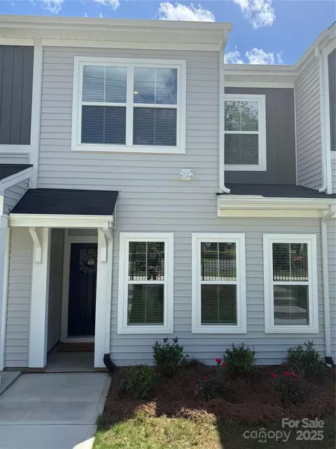 5817 Tuckaseegee Rd, Charlotte, NC 28208