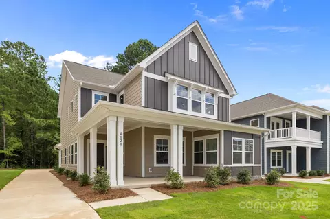 4029 Grommet Ct, Matthews, NC 28105