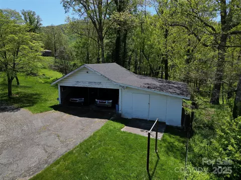 Exterior - 4680 E Old Clyde Rd, Clyde, NC 28721 photo 4 of 6