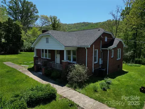 Exterior - 4680 E Old Clyde Rd, Clyde, NC 28721 photo 5 of 6