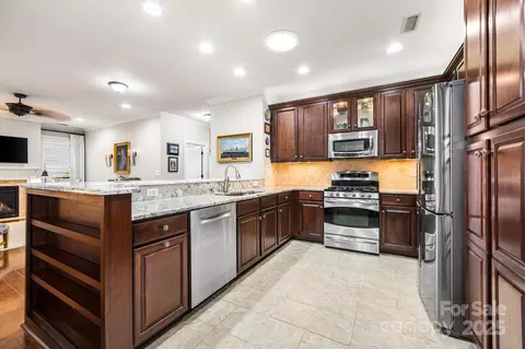 13407 Hazelbrook Ln, Cornelius, NC 28031 photo 13