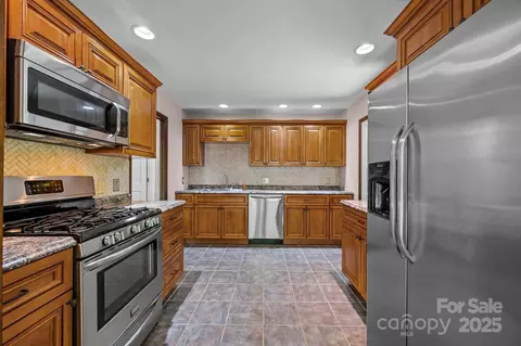1128 Forest St, Mars Hill, NC 28754 photo 23