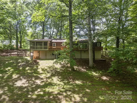 1128 Forest St, Mars Hill, NC 28754 photo 9