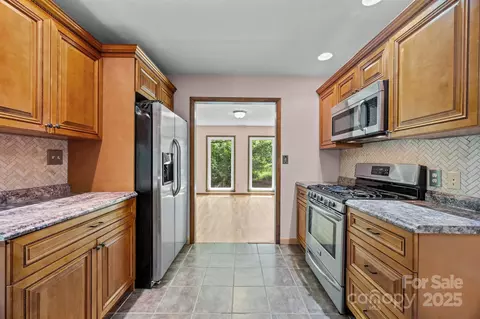 1128 Forest St, Mars Hill, NC 28754 photo 25