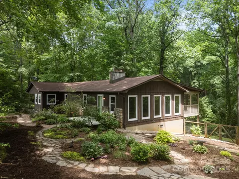 1128 Forest St, Mars Hill, NC 28754 photo 2