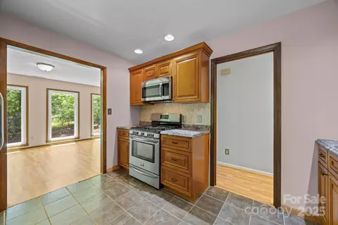 1128 Forest St, Mars Hill, NC 28754 photo 28