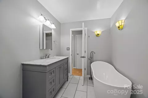 1128 Forest St, Mars Hill, NC 28754 photo 32