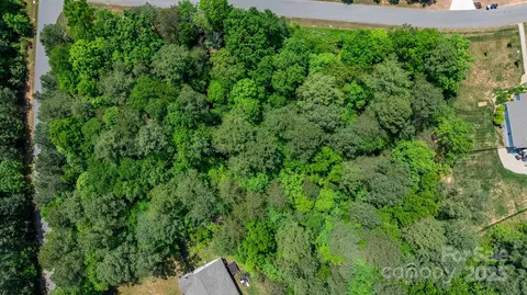 7996 Eric Crane Dr, Catawba, NC 28609
