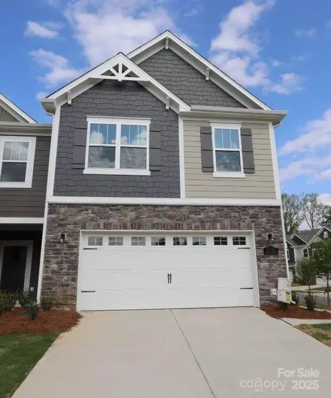 3156 Lilac Grove Dr, Charlotte, NC 28269
