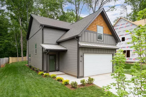 15 Myrtle Lee Cv, Arden, NC 28704