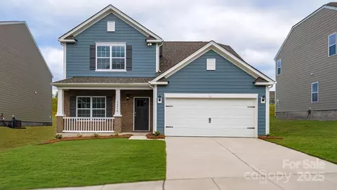 272 Salers Rd, Fletcher, NC 28732