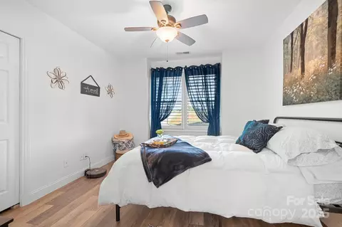 Bedroom - 720 Cricket Ln, Mount Ulla, NC 28125 photo 2 of 3