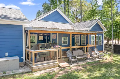 Exterior - 720 Cricket Ln, Mount Ulla, NC 28125 photo 9 of 13