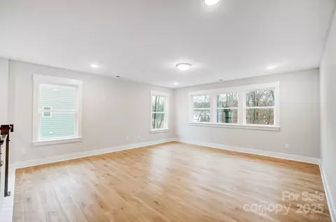 Living - 2011 Cedar Falls 71 Dr #71, Waxhaw, NC 28173 photo 6 of 6