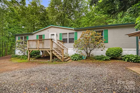 15 Robin Ln, Asheville, NC 28806