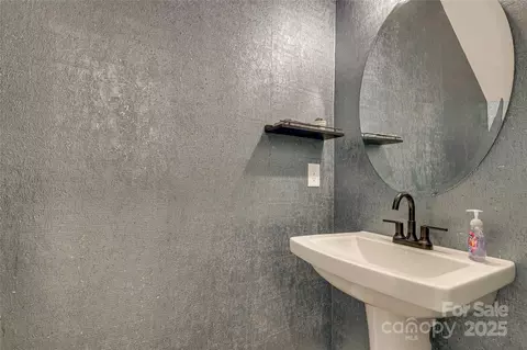 Bath - 8221 Houser St, Cornelius, NC 28031 photo 1 of 5