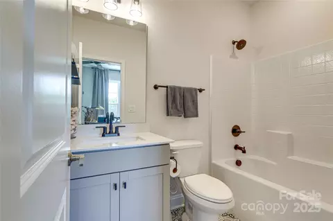 Bath - 8221 Houser St, Cornelius, NC 28031 photo 4 of 5