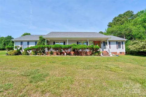 108 Windy Hill Dr, Cherryville, NC 28021