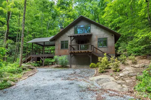 401 Winterle Rd, Lake Lure, NC 28746