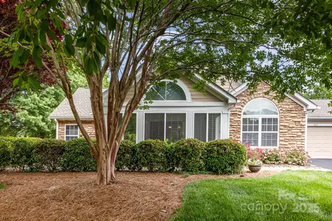 9013 Trellis Pointe Blvd, Charlotte, NC 28227