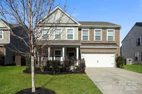 8011 Kelburn Ln, Charlotte, NC 28273