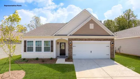 5523 Pamplona Way, Charlotte, NC 28214